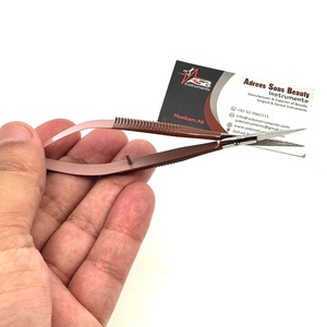 Pinzas de Cejas Profesionales de Acero Sostenible con Punta Inclinada y Logotipo Personalizado en Color Marrón Mocha Degradado, Hechas a Mano y Ecológicas - Product Image 3