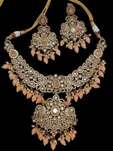 Ensemble de collier ras du cou antique AD avec boucles d'oreilles en plaqué or, bijoux de mariée en style Kundan, perle et Meenakari - Product Image 6