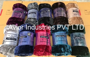 Vente en gros PLAID DESIGN Classes économiques Couverture de compagnie aérienne en polaire ignifuge Aucune perte Couvertures portables Avior - Product Image 6