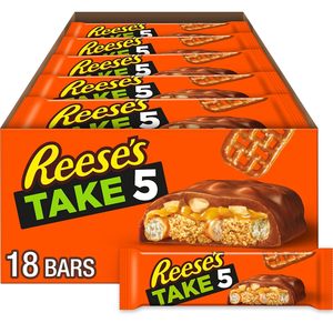 Barras de Caramelo REESE'S TAKE 5 con Pretzel, Cacahuete y Chocolate, 1.5 oz (Paquete de 18) - Product Image 1