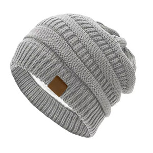 Gorros de Punto Jacquard Personalizados al por Mayor con Logotipo, Ligeros, Cálidos y de Alta Calidad para Invierno - Product Image 1