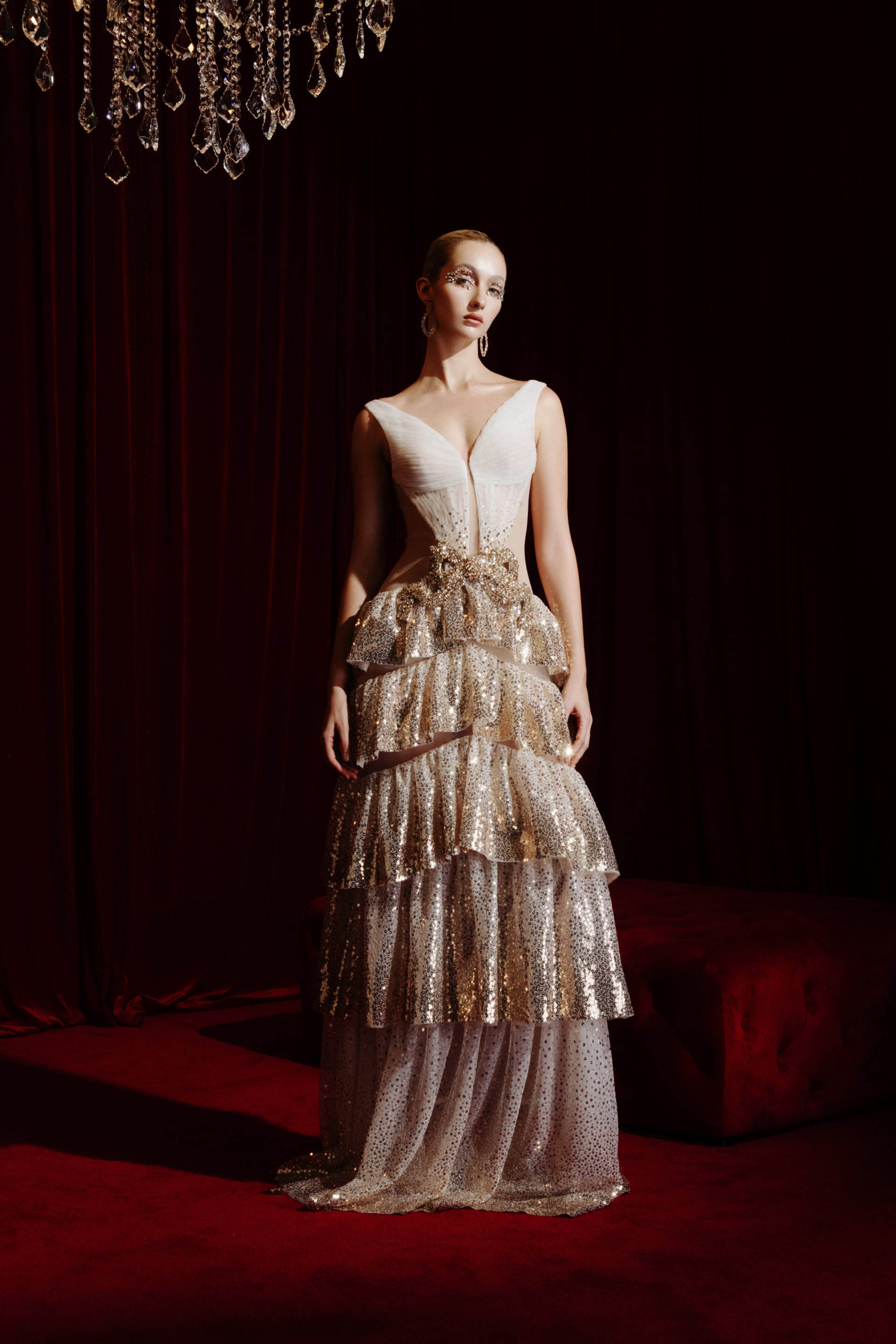 คริสตัลลูกไม้สีเหลืองสีขาว