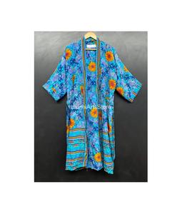 Kimono de Lujo de Seda Crepé para Mujer |   Falda Cruzada de Seda con Estampado Floral y Cintura Elástica Hecha a Mano |   Ropa de Playa y de Estar por Casa para Verano, Regalo para Ella - Product Image 1