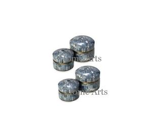 Juego de 4 joyeros de forma redonda caja de almacenamiento de cosméticos de joyería de madera y nácar de fabricación en India - Product Image 1