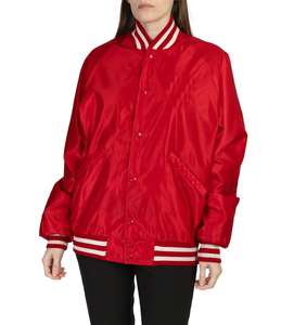 Veste universitaire en satin de soie pour femmes, sur mesure, en gros, style streetwear, boutons recouverts, logo couleur, lettre, équipe de baseball - Product Image 1