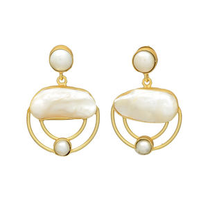 Pendientes de Perlas Naturales de Agua Dulce Blancas Oyster, Estilo Cristiano Vintage, Latón Chapado en Oro de 24K, Hechos a Mano, para Mujer, Boda - Product Image 1