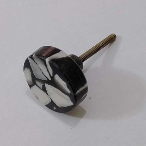 Artisanat en marbre Fournisseur en gros vendant une poignée de bouton de traction en marbre de l'Inde - Product Image 6