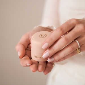 Anillo de Compromiso con Diamante Ovalado de 2.4ct Cultivado en Laboratorio, Una en un Billón, Banda de Oro de 14k, Joyería Fina - Product Image 5