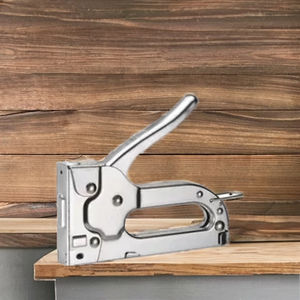 ปืนยิงตะปูและลวดเย็บกลางคุณภาพสูงสำหรับโครงการอุตสาหกรรมและแบบทำเองเครื่องมือช่างที่รองรับ OEM & ODM - Product Image 1