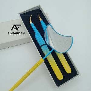 Venta al por mayor de alta calidad Ombre dos tonos de oro pinzas de volumen de pestañas logotipo personalizado cajas de tarjetas de acero inoxidable pinzas de pestañas puntiagudas - Product Image 1