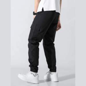 Pantalon de survêtement décontracté pour homme Pantalon de sport multi-poches mince à la mode Broderie Décoration Pantalon cargo droit Streetwear - Product Image 2