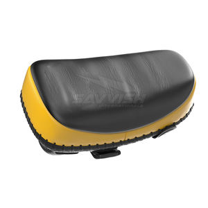 Vêtements de boxe très vendus, protège-tibias thaïlandais sur mesure, protège-tibias thaïlandais en cuir durable, protège-tibias thaïlandais professionnels pour l'entraînement - Product Image 2