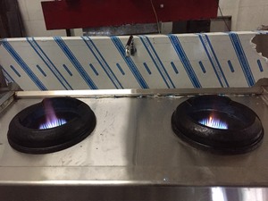 Cuisinière à gaz à 2 brûleurs en acier inoxydable 304 de haute qualité du Vietnam Garantie 1 an Wok de cuisine Produit de 1.0mm d'épaisseur Cuisinière à gaz à 2 brûleurs - Product Image 5