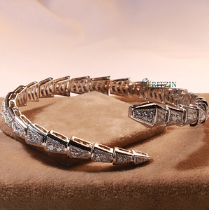 Anillo de Oro Rosa con Moissanita de Corte Redondo, Estilo Único y Lindo para Mujer - Product Image 6