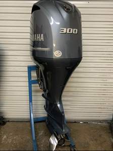 เครื่องยนต์เรือยามาฮ่ามือสอง ปี 2016 รุ่น 300 แรงม้า 4 จังหวะ เพลา 30 นิ้ว ของแท้จากโรงงาน ใช้งานมาแล้ว 315 ชั่วโมง รับประกัน 3 ปี ผลิตในสหรัฐอเมริกา - Product Image 2