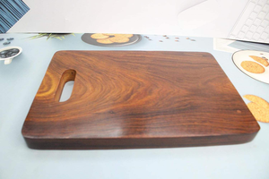 Planche à découper en bois d'acacia, plateau de service, forme carrée, épaisseur 2,0 cm, passe au lave-vaisselle, ustensiles de cuisine durables pour légumes et fruits - Product Image 2