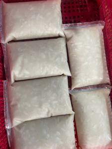 Pâte de corossol congelée Ingrédient de fruits exotiques pour Gelato Sorbet Smoothies et boulangerie Pâtisserie Production Wholesale Vietnam - Product Image 2