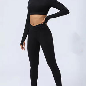 Ensemble de fitness yoga pour femmes de qualité supérieure personnalisable avec meilleur prix bas quantité minimale de commande short grande taille logo personnalisable pour une utilisation en salle de sport - Product Image 4