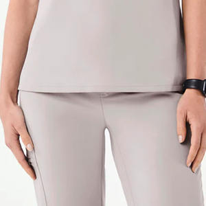 พยาบาลโรงพยาบาลสตรีที่มีคุณภาพระดับพรีเมี่ยมขัดทุกขนาดและสีใส่ได้ง่ายชุดโพลีเอสเตอร์ - Product Image 6