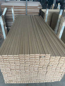 Moldura de Rodapié Moderna de MDF Enchapado en PVC con Imprimación Blanca, Ecológica, con Acabado de Madera Sólida de Pino y Roble, para Interiores de Villas y Hoteles - Product Image 4