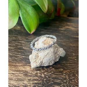 Handmade Sterling <b>Silver</b> Rope <b>Ring</b> <b>Boho</b> Style Navajo Made Size 5.5 Natural Stone Inlay for Everyday Wear or Gift - Product Image 3