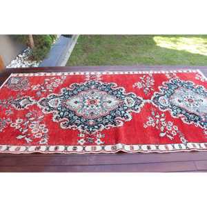 5x9.7 ft Vintage Rug, <b>Red</b> Floral Turkish Rug <b>Wool</b> - Product Image 3