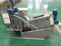 Presse à vis multi-plaques HOT Déshydrateur de boues Séparateur de solides liquides Machine de déshydratation des boues