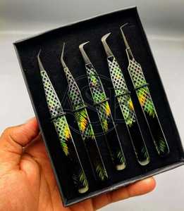 Pince à épiler en papier à fleurs noires à pointe en fibre, instrument de beauté, impression de logo personnalisée, service OEM d'isolation - Product Image 4