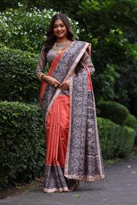 Proveedor Mayorista de Sarees de Tussar Suave de Alta Calidad, Modernos y Festivos, con Brillo Natural, para Fiestas y Moda Étnica Contemporánea - Product Image 3