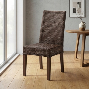 Chaise de salle à manger en rotin tressé brun foncé avec pieds en bois naturel, chaise d'appoint en rotin Kubu, décoration d'extérieur pour patio, design artistique - Product Image 3