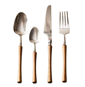 Ensemble de couverts en bambou naturel de qualité supérieure, fabriqué à la main, écologique, en acier inoxydable, ustensiles de cuisine modernes pour la salle à manger - Product Image 2