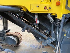 Nuevo/USADO 2017 BO MAG BM2200/75 Camión Volquete con Desgarrador de Carretera, Cámara Trasera 360, Capacidad de Carga 31-40T, Euro 6, Diésel Dongfeng, Automático - Product Image 4