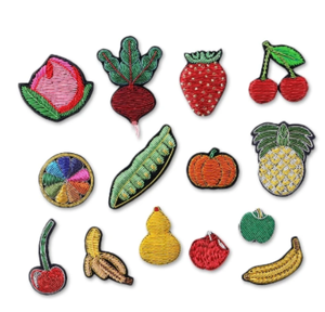 100% fil d'investissement broderie à la main perroquet broches broches et patchs de fruits pour vêtements Badges - Product Image 6