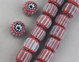 Mélange de perles de verre et de lampwork en cristal rayé Chevron rouge et blanc pour la conception de bijoux - Product Image 3