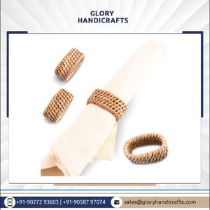 Ensemble de 4 ronds de serviette tissés en rotin faits à la main Boho durables et écologiques tendance pour la maison, les hôtels et les restaurants - Product Image 2