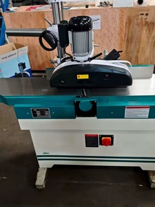 Cepilladora de madera de alta resistencia de 300 mm con alimentación automática y cabezal de corte helicoidal - Product Image 2