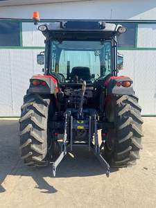 รถแทรกเตอร์แมสซีย์เฟอร์กูสัน 5711 พร้อมรถตักหลังขุด  มีสินค้าพร้อมส่งจำนวนมาก เกียร์ทนทาน ปั๊ม  เครื่องยนต์คัมมินส์ รับน้ำหนักได้ 45 ตัน  จัดส่งรวดเร็ว - Product Image 2