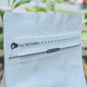 Top Seller Dark Toast Espresso Coffee Beans Fruity Taste OEM/ODM Venta al por mayor Vietnam Fabricante Whole Bean Coffee Bag Packaging - Product Image 1