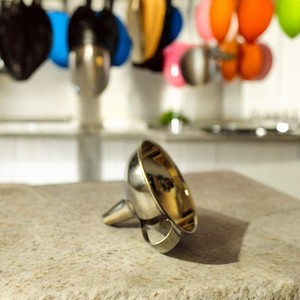 กรวยทองเหลืองมีด้ามจับที่ทันสมัยขัดเงาใช้สำหรับน้ำมันและน้ำชากาแฟและเครื่องครัว - Product Image 3