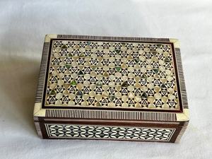 Boîte à bijoux luxueuse en nacre avec motifs uniques, parfaite pour la vente au détail en gros - Product Image 2