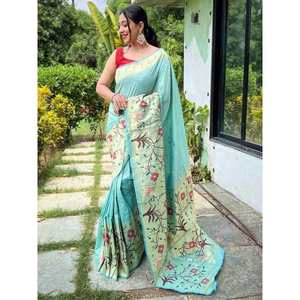 Sari de Seda Paithani con Trabajo de Zari Tejido en Color Cian Contemporáneo con Blusa, Listo para Usar en Bodas - Product Image 1