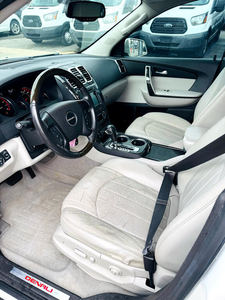 Limpio 2011G-Ac_adia Denali FWD - Product Image 3