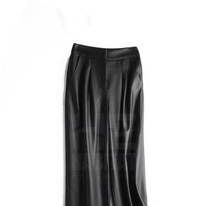 Pantalones de cuero ligeros para mujer, los más vendidos, para uso casual, de primera calidad. - Product Image 3
