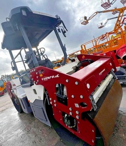 รถบดถนนแบบสั่นสะเทือนสองลูกกลิ้ง Dynapac CC2200 มือสอง – เครื่องบดอัดแอสฟัลต์ระบบไฮดรอลิก - Product Image 4