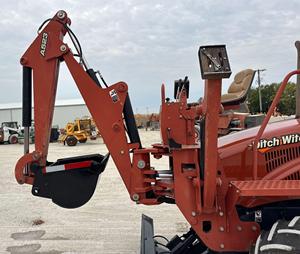 Zanjadora de ruedas Ditch Witch RT80 usada de 2010 con motor, caja de cambios, rodamientos y bomba, origen estadounidense - Product Image 2