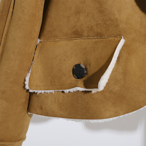 Chaqueta de Cuero Genuino Estilo 2025 con Cuello de Borrego, Chaqueta de Cuero para Mujer de Buena Calidad con Servicio Personalizado - Product Image 4