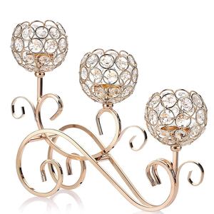 Bougeoir en perles de cristal au design élégant Porte-bougie scintillant à 3 têtes pour la décoration d'événements de mariage Vente à chaud - Product Image 1