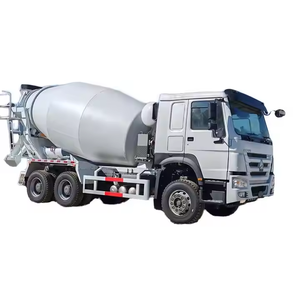 Camioneta Sinotruck Howo 6x4 2021 de 400HP Turbo AWD con Asientos de Cuero y Rines R17 en Venta - Product Image 1