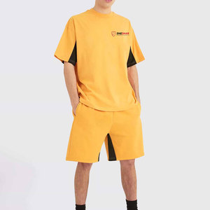 Ensemble T-shirt et short pour homme en coton, personnalisable avec logo, respirant, deux pièces, best-seller, en vente en ligne - Product Image 2