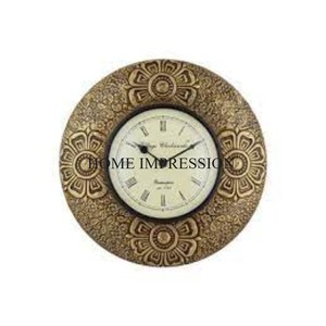 Horloges murales exclusives de conception antique avec des détails complexes pour la décoration rustique et industrielle en prix de gros de l'Inde - Product Image 5